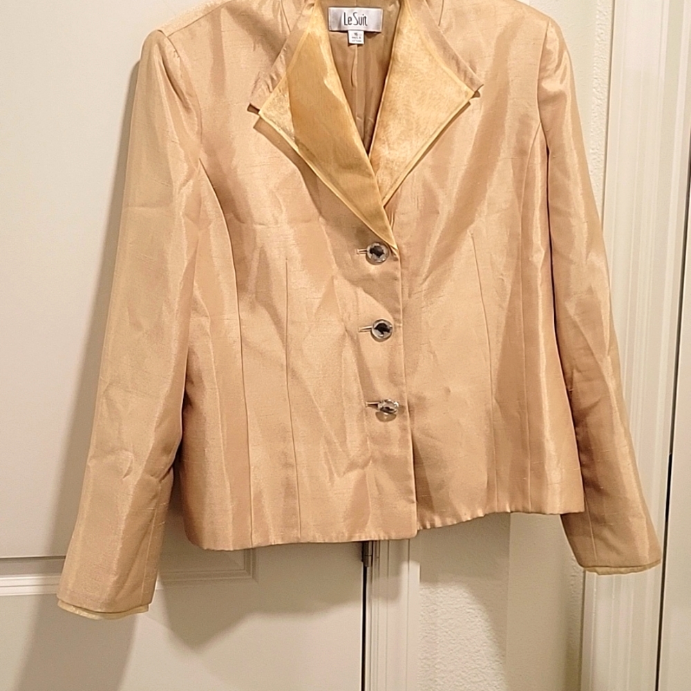 2 piece skirt suit